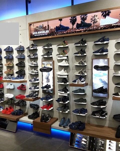 Prodejna Sporton&iacute;ho Oblečen&iacute;